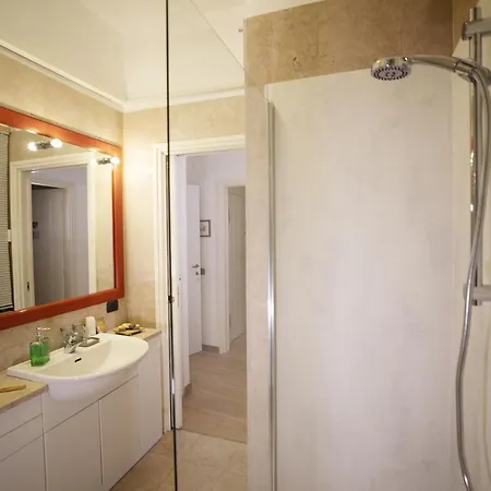 Apartment Like Romeo *